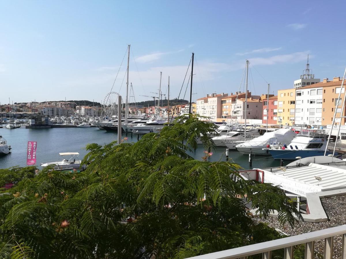 Appartement 1Ere Ligne Vue Port Avec Balcon, Piscine Агд Экстерьер фото