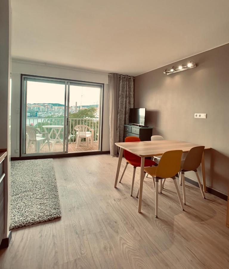 Appartement 1Ere Ligne Vue Port Avec Balcon, Piscine Агд Экстерьер фото